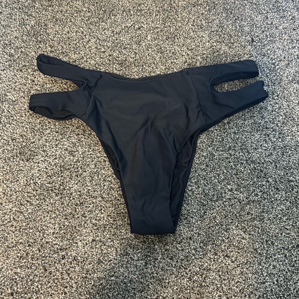 Bikini bottoms